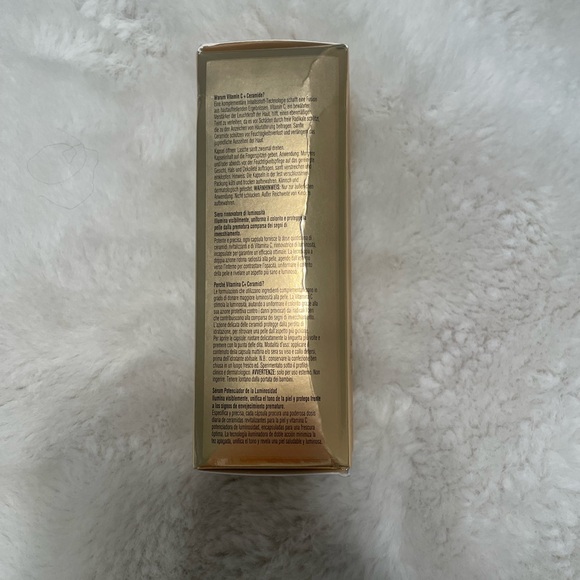 Elizabeth Arden VITAMIN C CERAMIDE CAPSULES RADIANCE RENEWAL SERUM 60 capsules - Picture 9 of 12